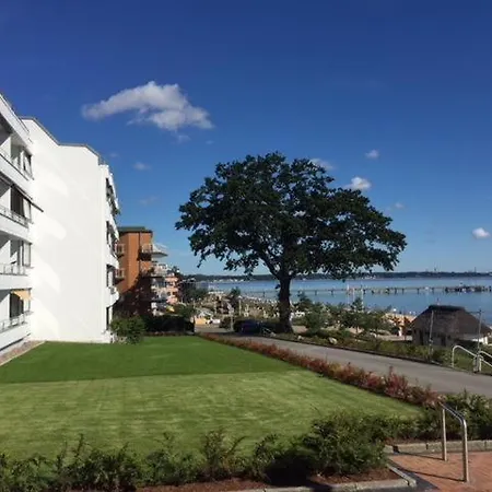 H5 20 - Hanseat - Außenschwimmbad *