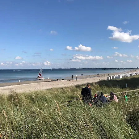 H5 20 - Hanseat - Außenschwimmbad Apartment Scharbeutz